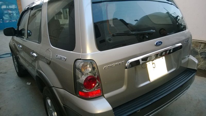 Bán Ford Escape 2007,màu ghi vàng,2 cầu,số tự động,biển số tphcm-0909524788!!! - 13