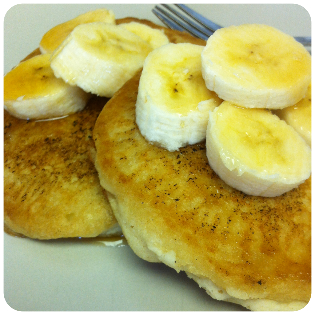 vegan GF pancakes photo IMG_8943_zpsdec75e7d.png