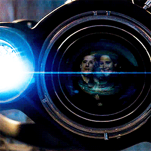  photo Catching-Fire-Gif-the-hunger-games-movie-35152586-300-300_zpsugcjdgln.gif