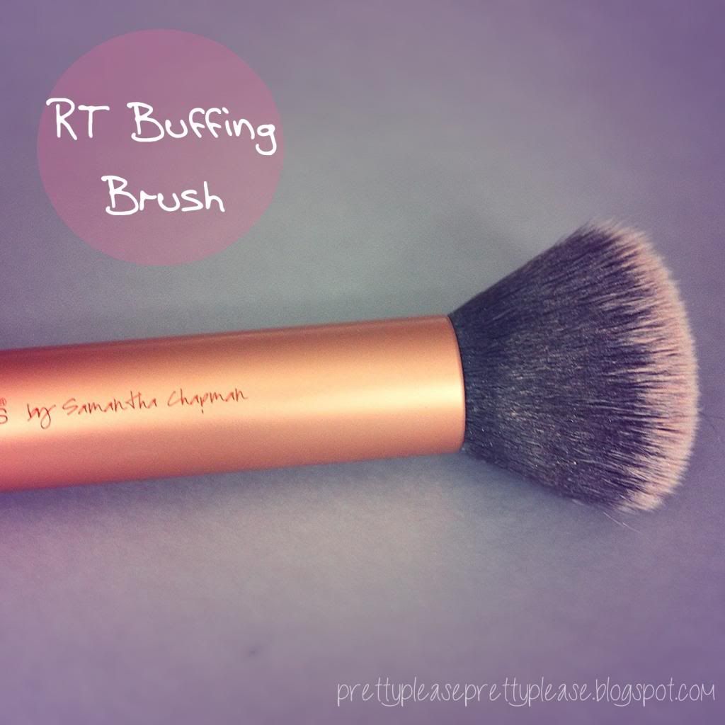 Real Techniques Buffing Brush