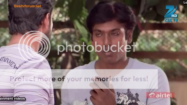 photo vlcsnap-2013-04-30-15h40m53s18_zps6dbe367a.png